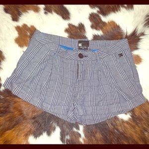 Plaid DC shorts